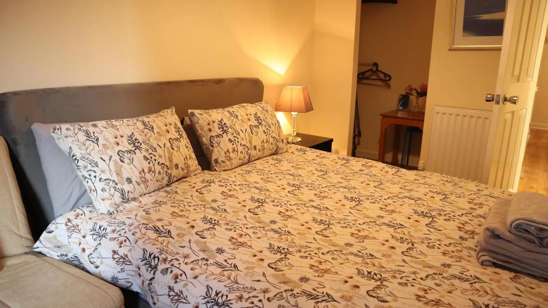 3 Bedrooms Flat In Central Edinburgh Old Town Sleeps 6 0*,  Royaume-Uni