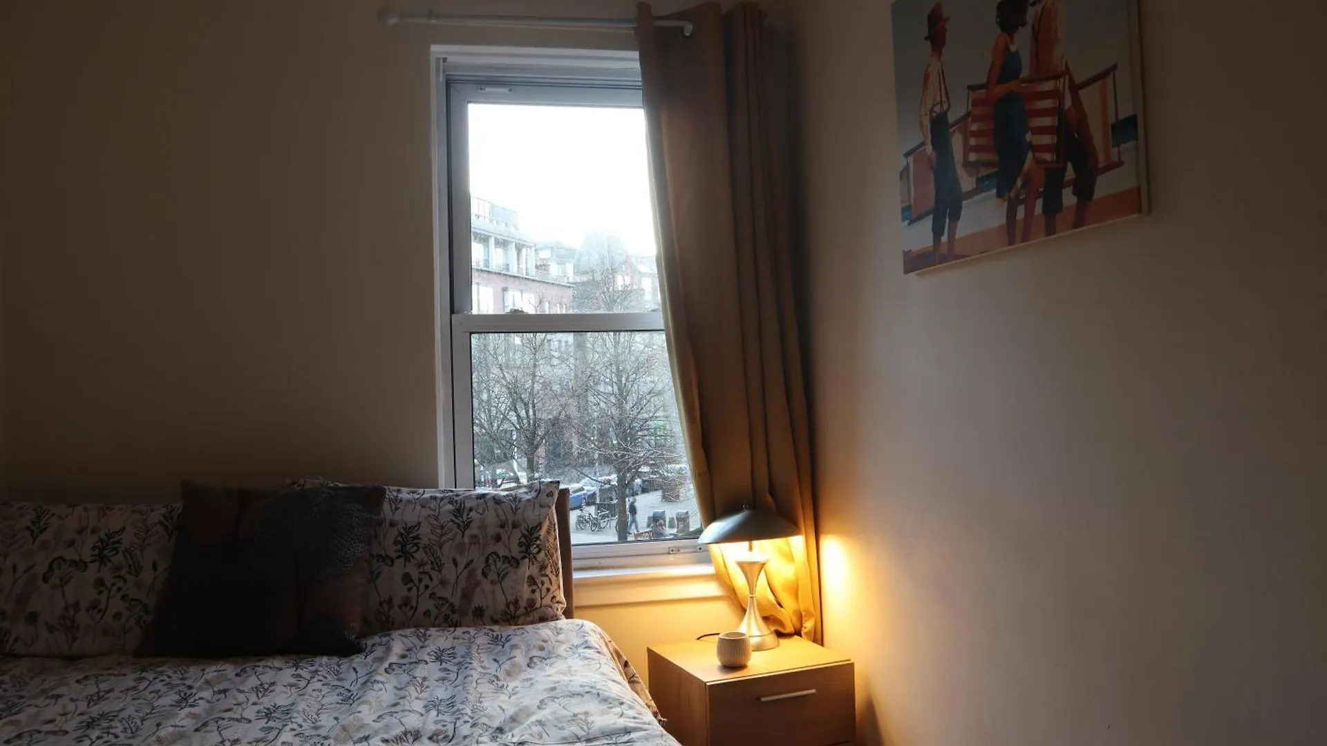 3 Bedrooms Flat In Central Edinburgh Old Town Sleeps 6 Appartement