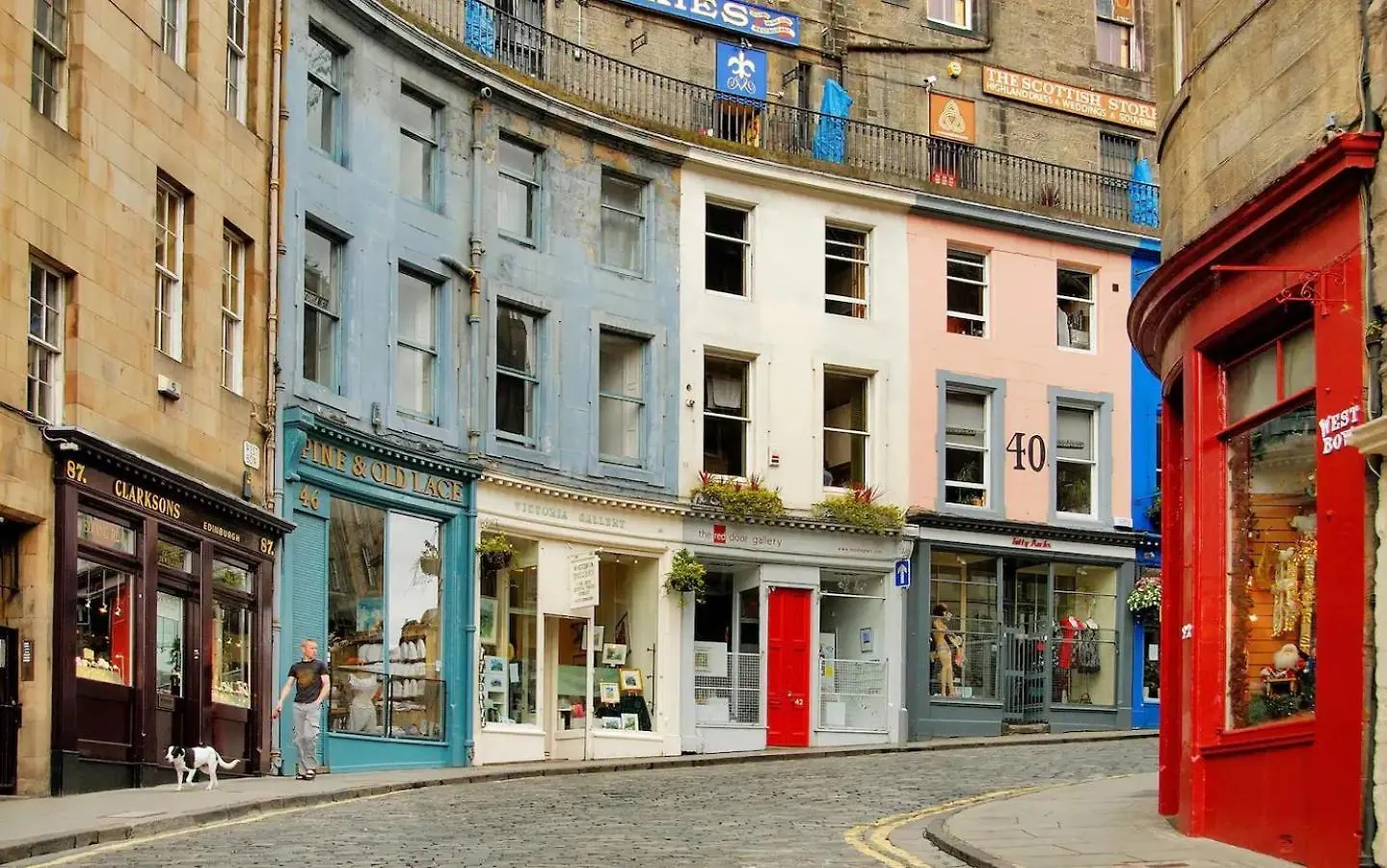3 Bedrooms Flat In Central Edinburgh Old Town Sleeps 6 0*,