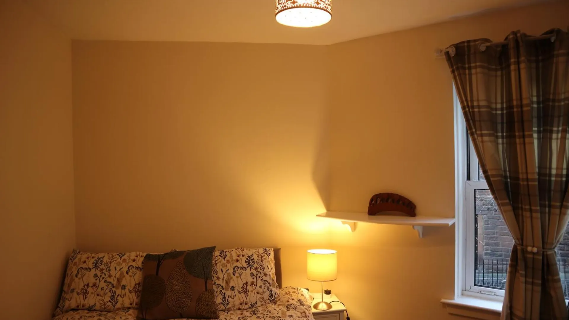 3 Bedrooms Flat In Central Edinburgh Old Town Sleeps 6 0*,  בריטניה