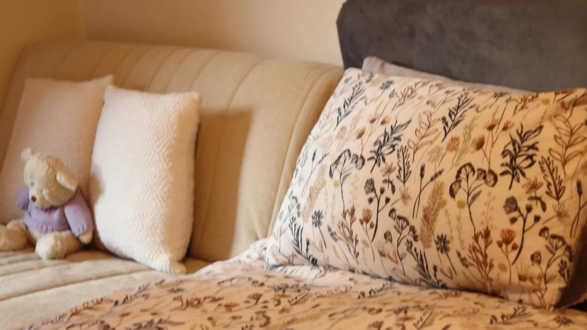 דירה 3 Bedrooms Flat In Central Edinburgh Old Town Sleeps 6 בריטניה