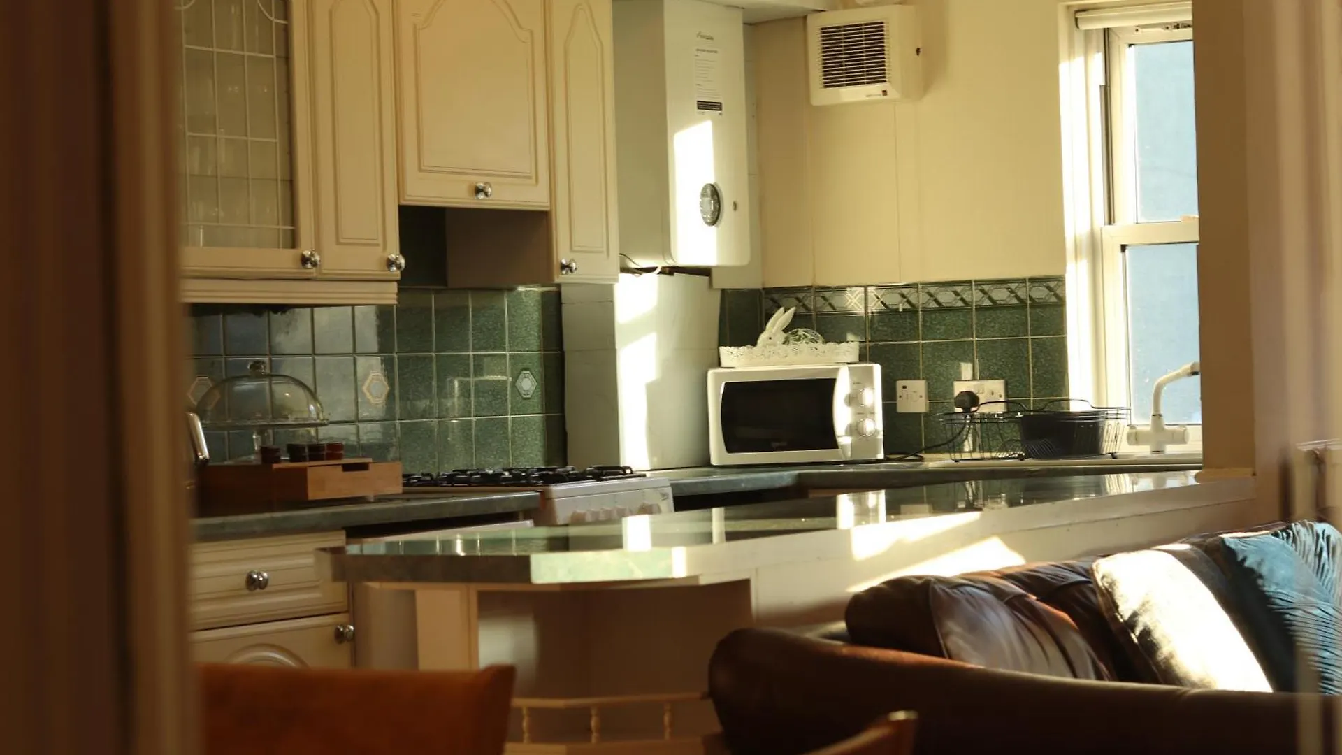 3 Bedrooms Flat In Central Edinburgh Old Town Sleeps 6